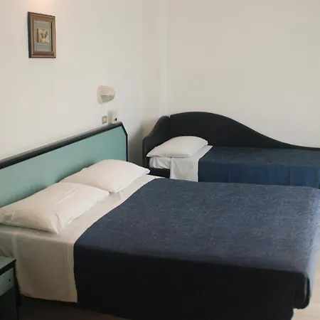 Caravelle 2* Ριτσιόνε