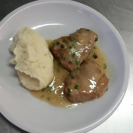 ホテル Caravelle リッチョーネ