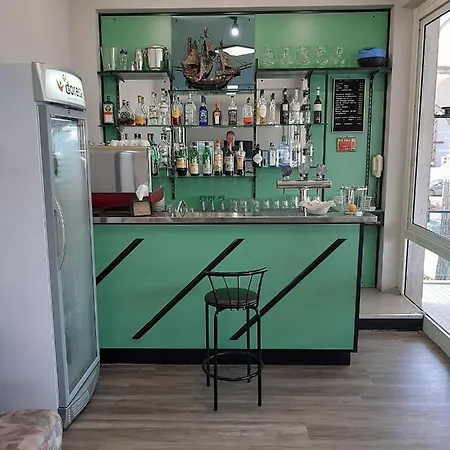 Caravelle Отель Риччоне