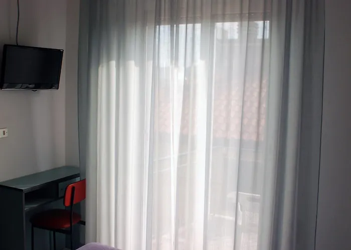 Caravelle Hotel